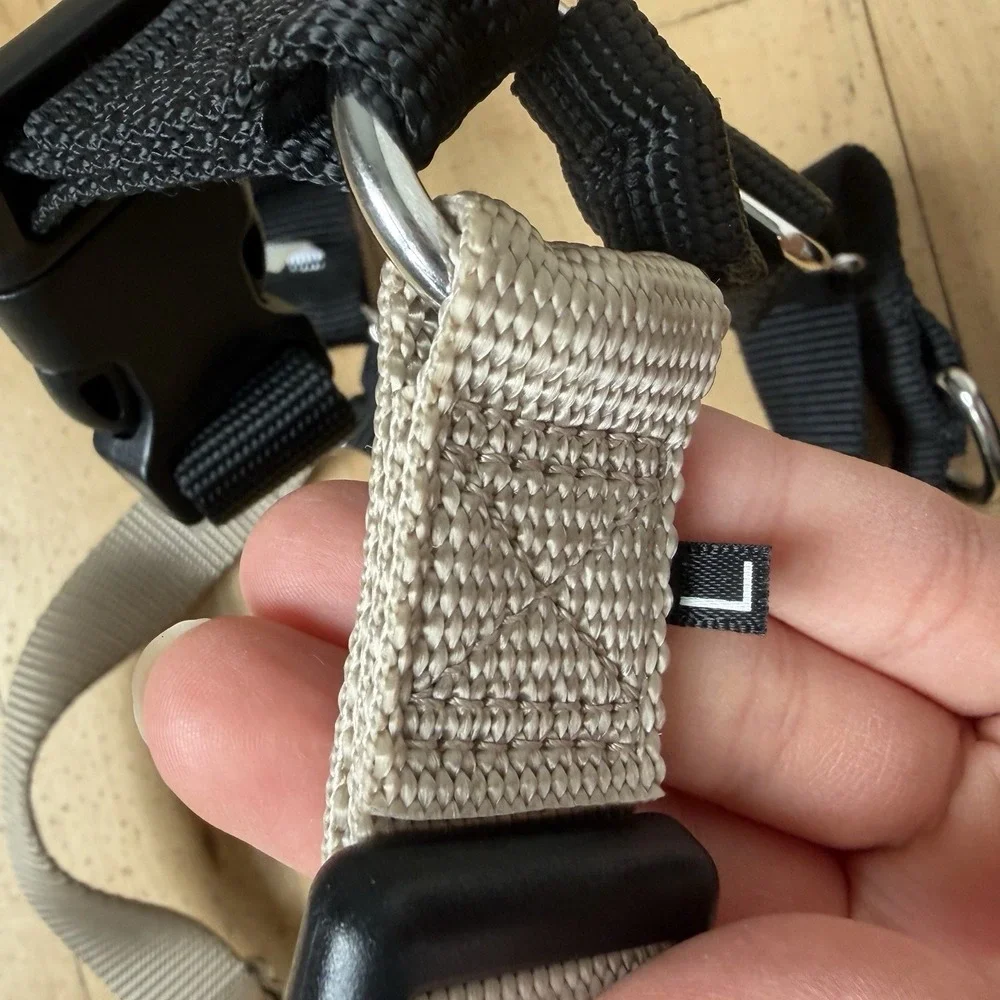 PetSafe Easy Walk Dog Harness Size:Large Fawn /‎ Black No Pull Harness EUC